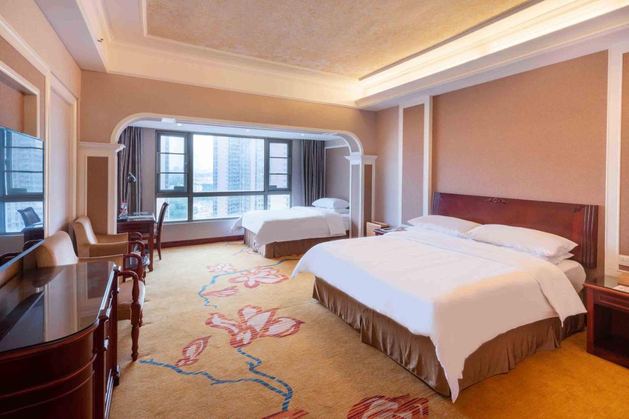 Vienna Hotel Shenzhen Songgang Liye Road Exterior photo