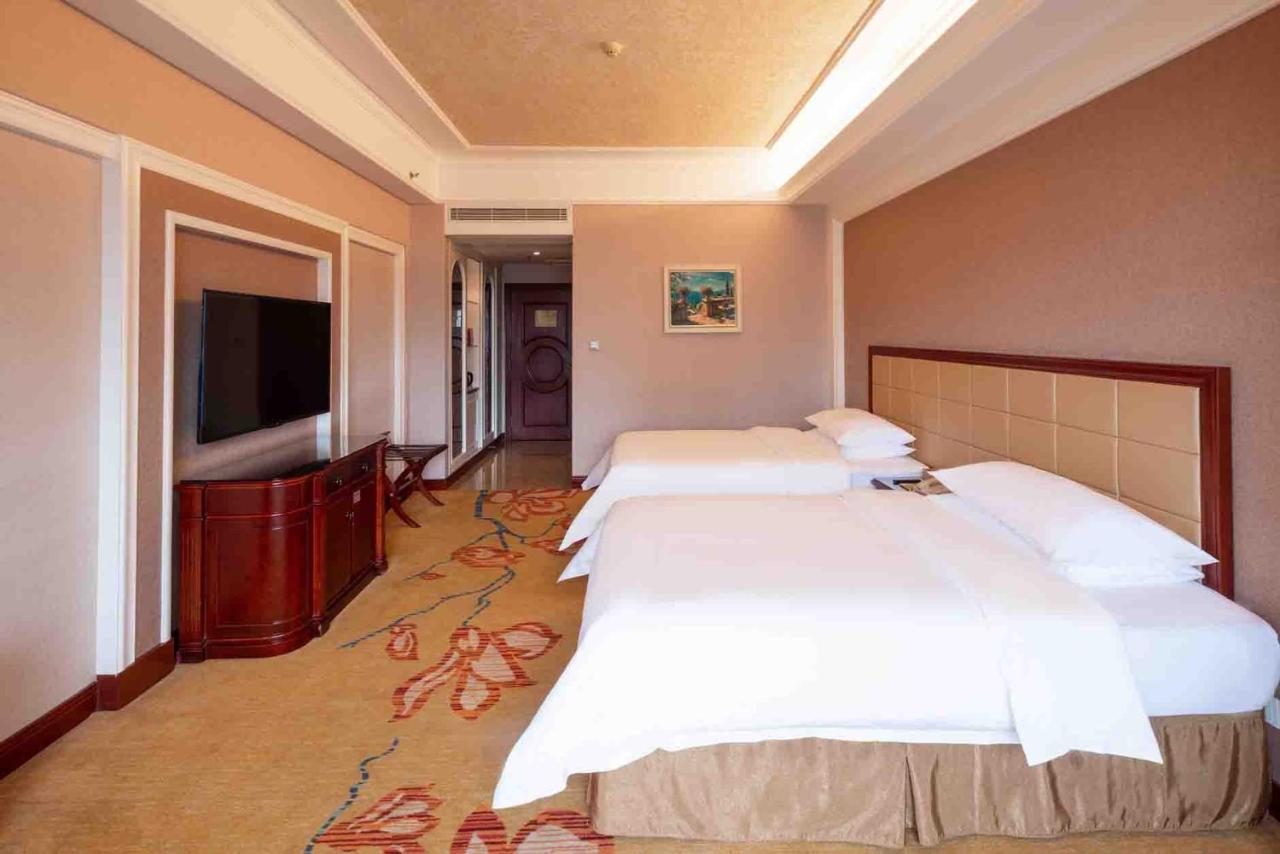 Vienna Hotel Shenzhen Songgang Liye Road Exterior photo